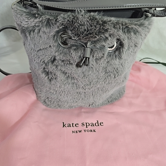 NWOT Kate Spade Eva Faux Fur Bucket Crossbody Bag Grey & dust bag, care booklet - Picture 12 of 14